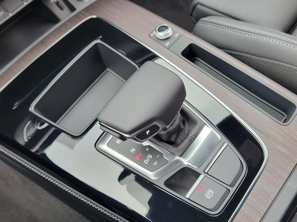 new 2025 Audi Q5 e car, priced at $69,385