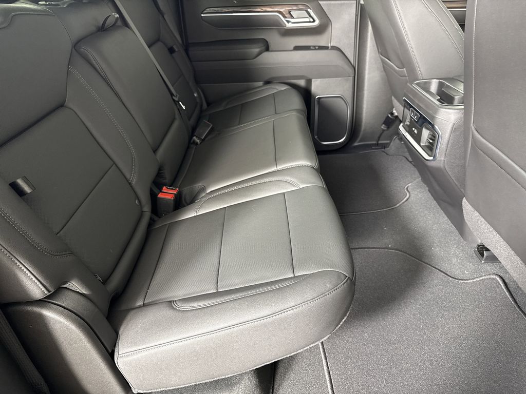 new 2025 GMC Sierra 1500 car, priced at $58,119