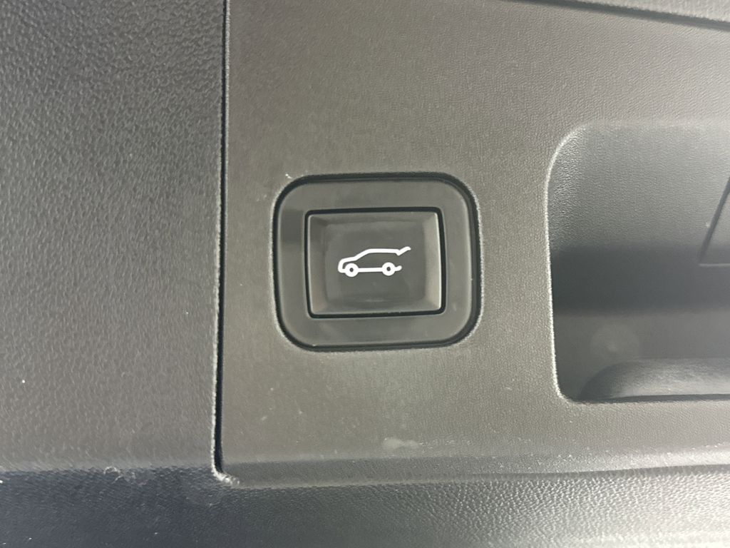 used 2021 Cadillac XT5 car, priced at $31,547