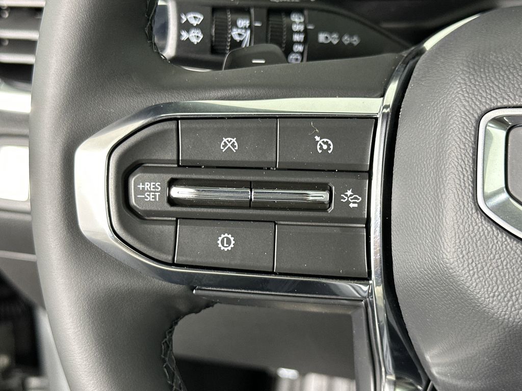 new 2025 GMC Acadia car, priced at $50,624