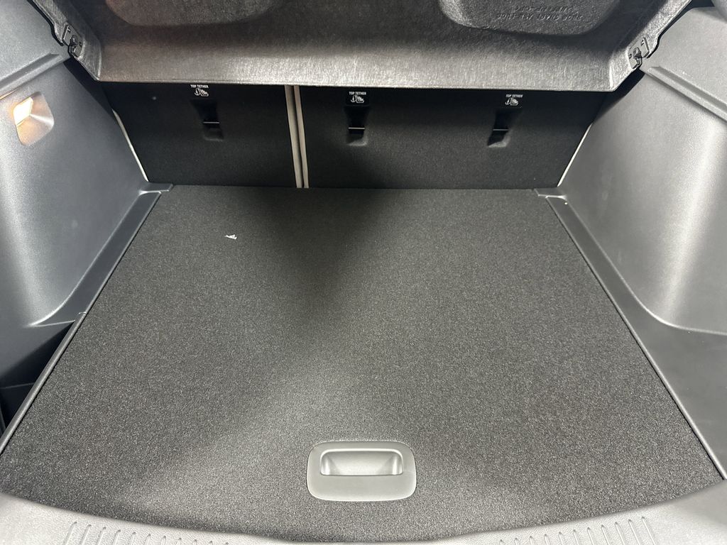 new 2025 Buick Envista car, priced at $29,495