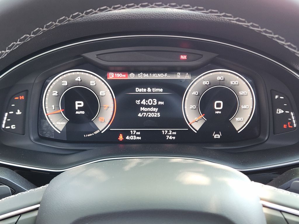new 2025 Audi Q7 car, priced at $77,840