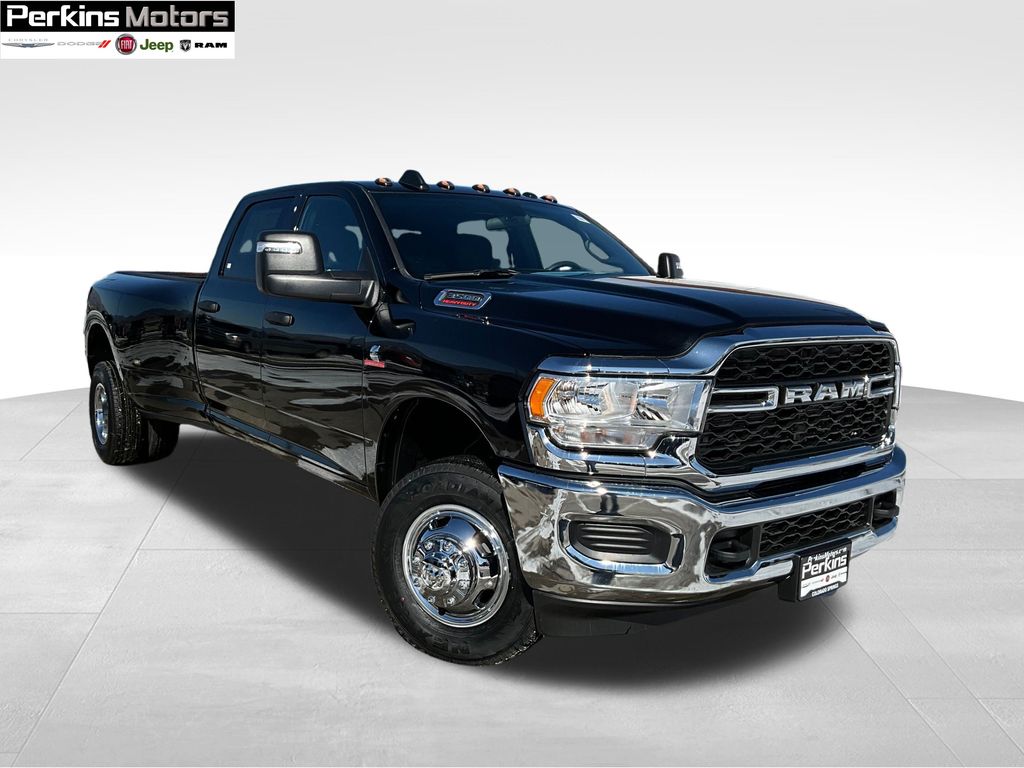 new 2024 Ram 3500 car, priced at $61,524