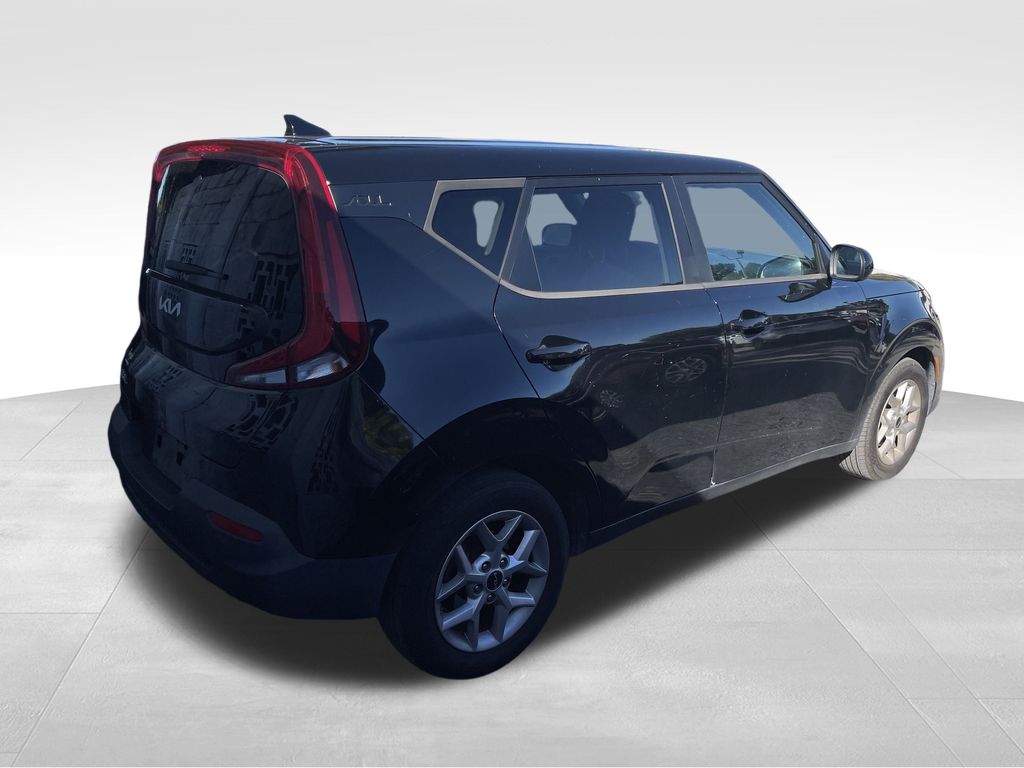 used 2022 Kia Soul car, priced at $13,991