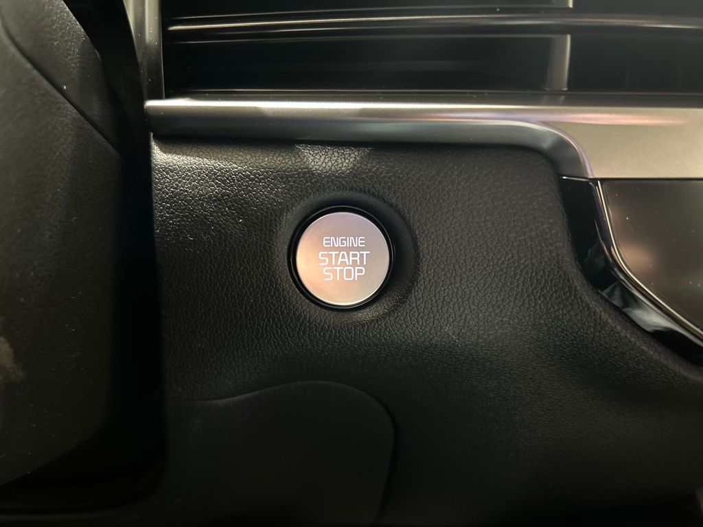 new 2025 Kia Sorento car, priced at $36,259