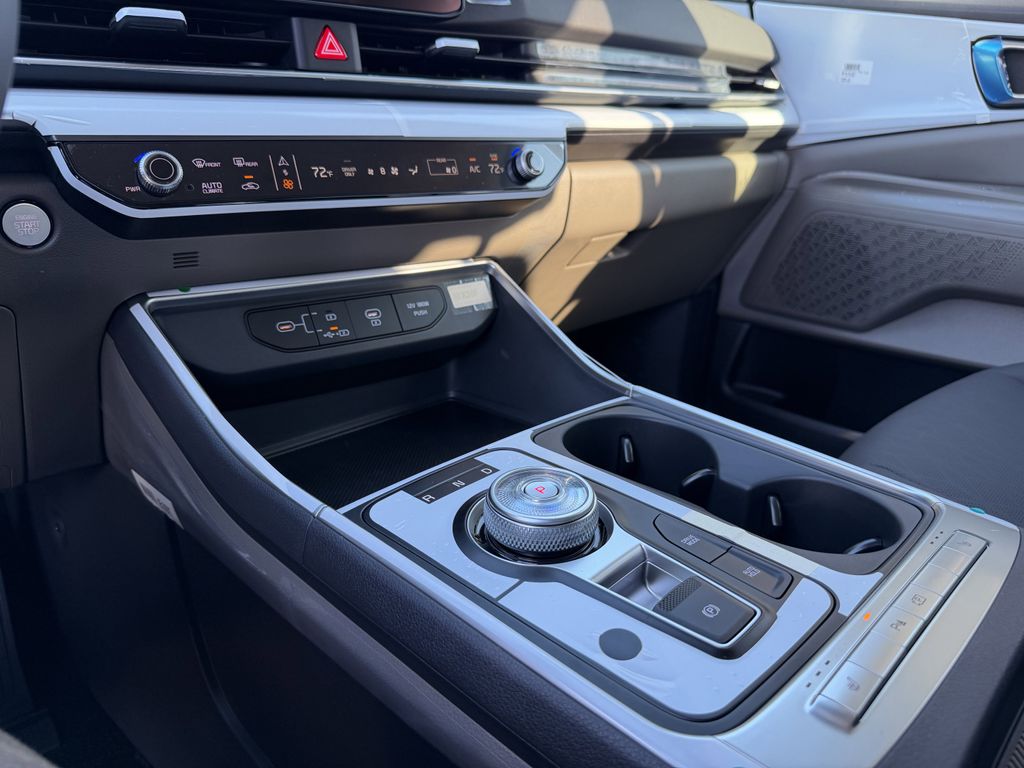 new 2026 Kia Carnival Hybrid car, priced at $38,702