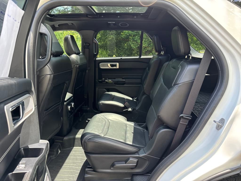 used 2022 Ford Explorer car, priced at $40,000