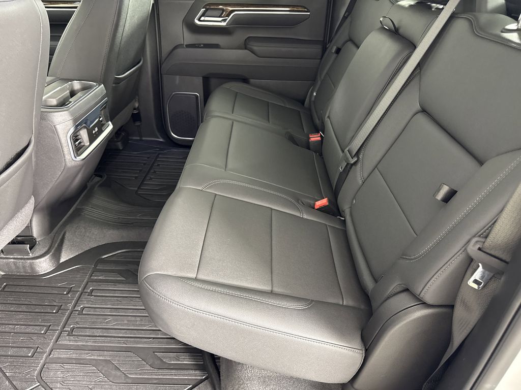 new 2025 GMC Sierra 1500 car, priced at $56,729