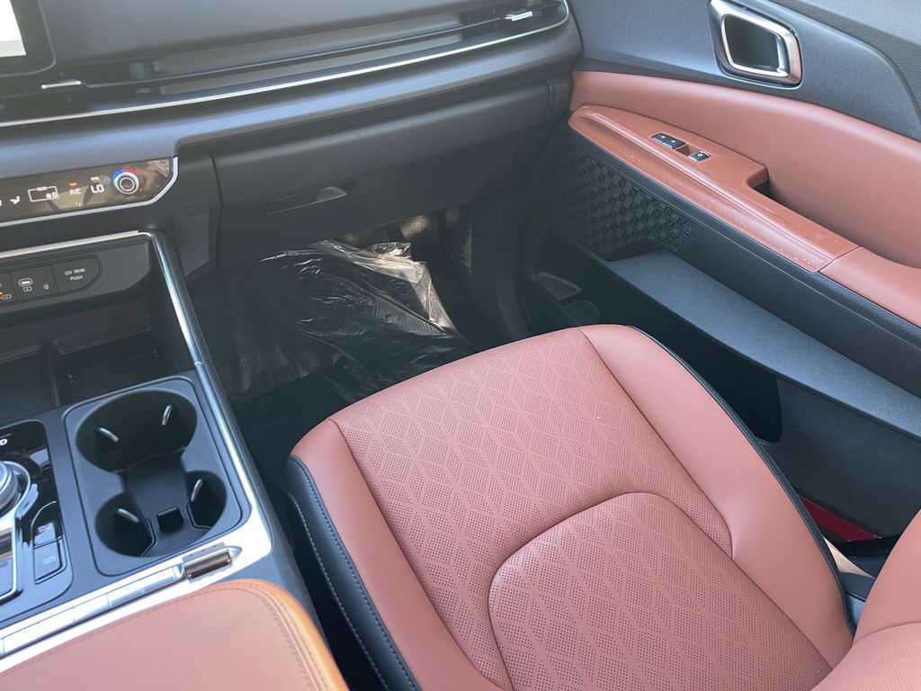 new 2026 Kia Carnival Hybrid car, priced at $48,555