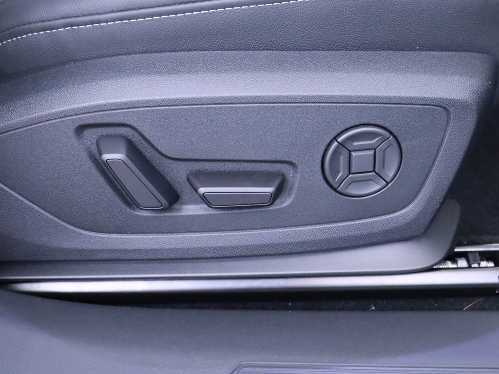 new 2025 Audi Q4 e-tron car, priced at $51,225