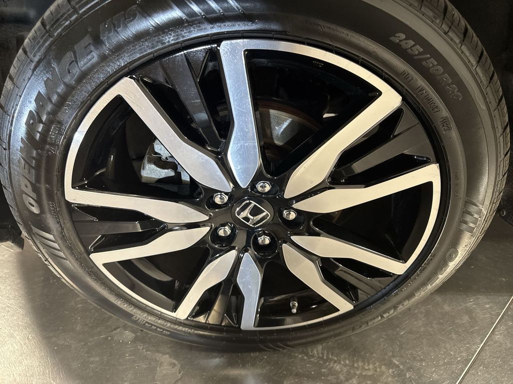 used 2022 Honda Pilot car, priced at $34,997
