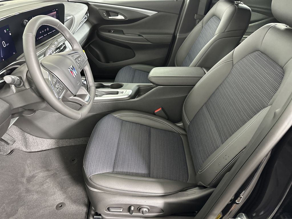 new 2025 Buick Envista car, priced at $27,375