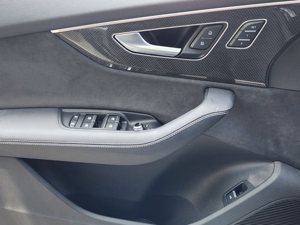 used 2023 Audi SQ7 car, priced at $71,993