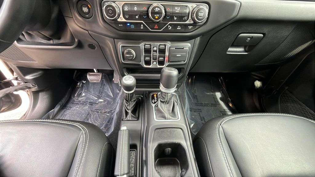 used 2021 Jeep Wrangler car, priced at $33,550