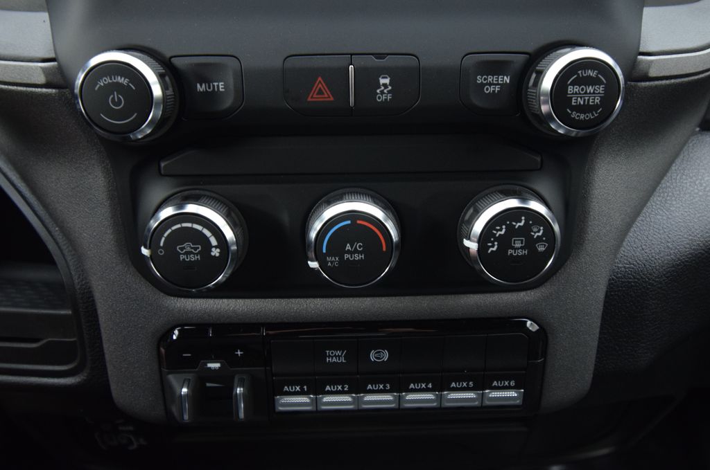 new 2024 Ram 3500 car, priced at $64,621