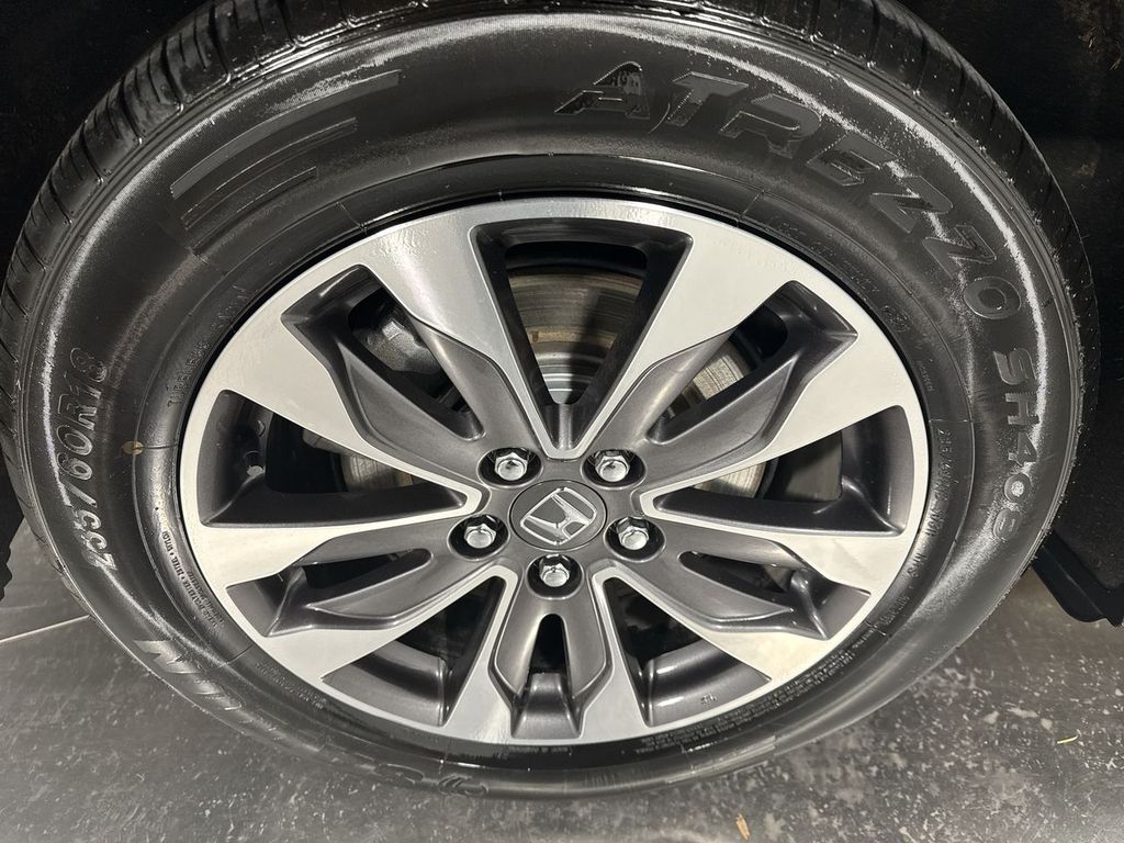 used 2023 Honda Odyssey car, priced at $34,304