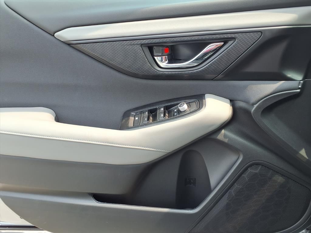 new 2025 Subaru Outback car, priced at $33,131
