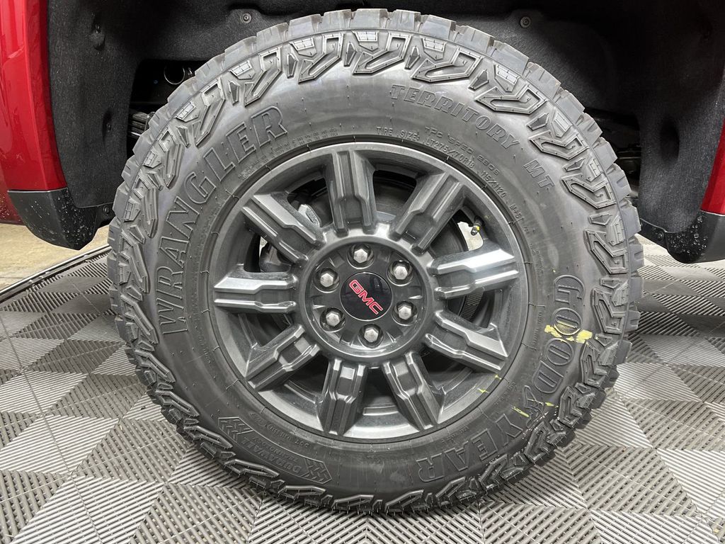 new 2025 GMC Sierra 1500 car, priced at $78,984