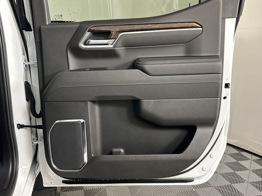 new 2025 GMC Sierra 1500 car, priced at $61,929
