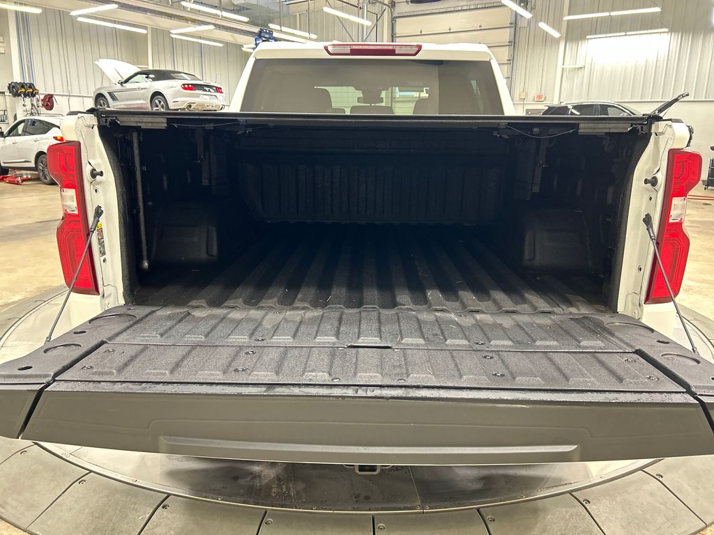 used 2022 Chevrolet Silverado 1500 car, priced at $42,992