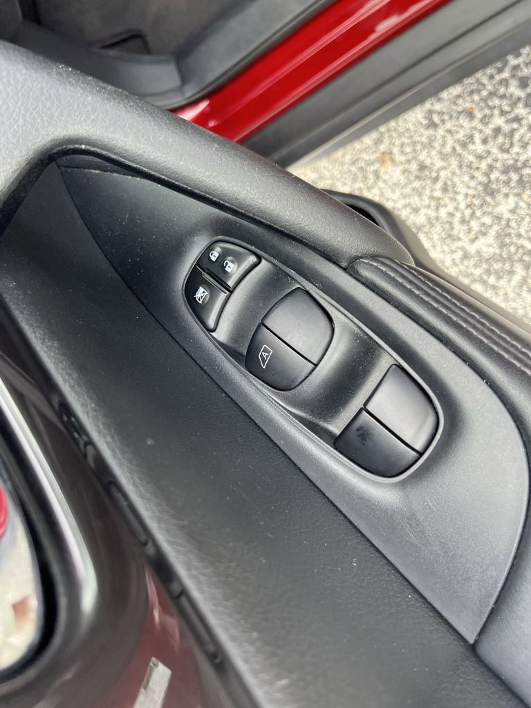 used 2020 Nissan Rogue car, priced at $18,292
