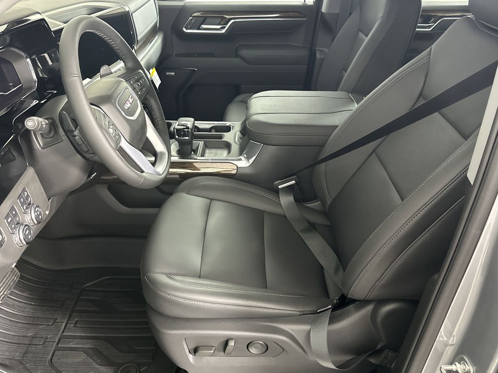 new 2025 GMC Sierra 1500 car, priced at $60,224