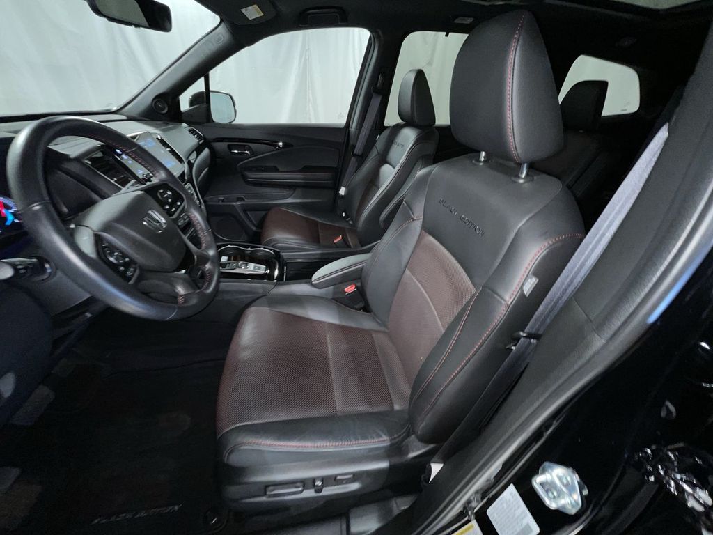 used 2022 Honda Pilot car, priced at $37,983