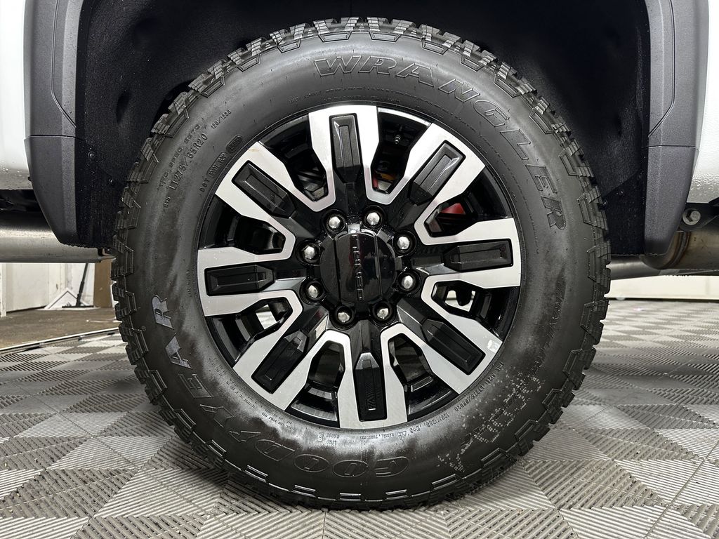 new 2025 GMC Sierra 2500HD car, priced at $93,552