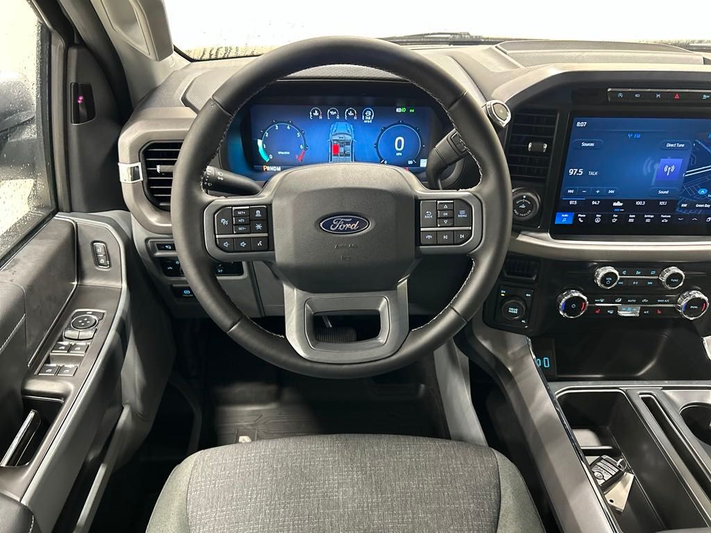 new 2024 Ford F-150 car, priced at $52,605