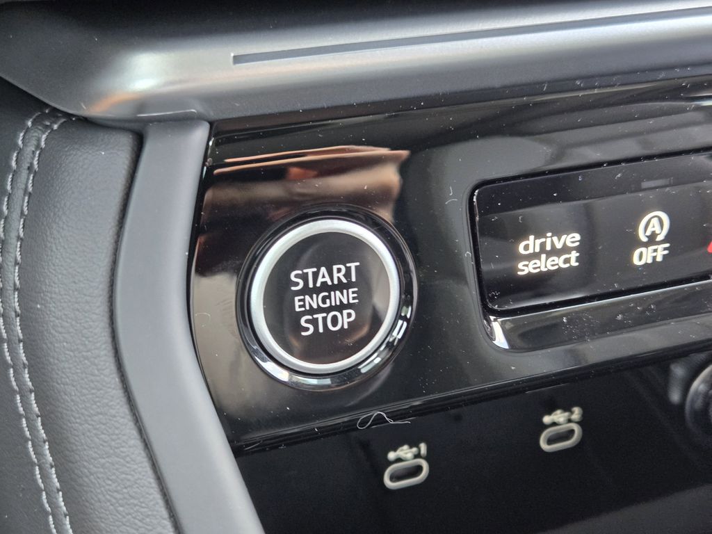 new 2025 Audi All-new Q5 car, priced at $64,900