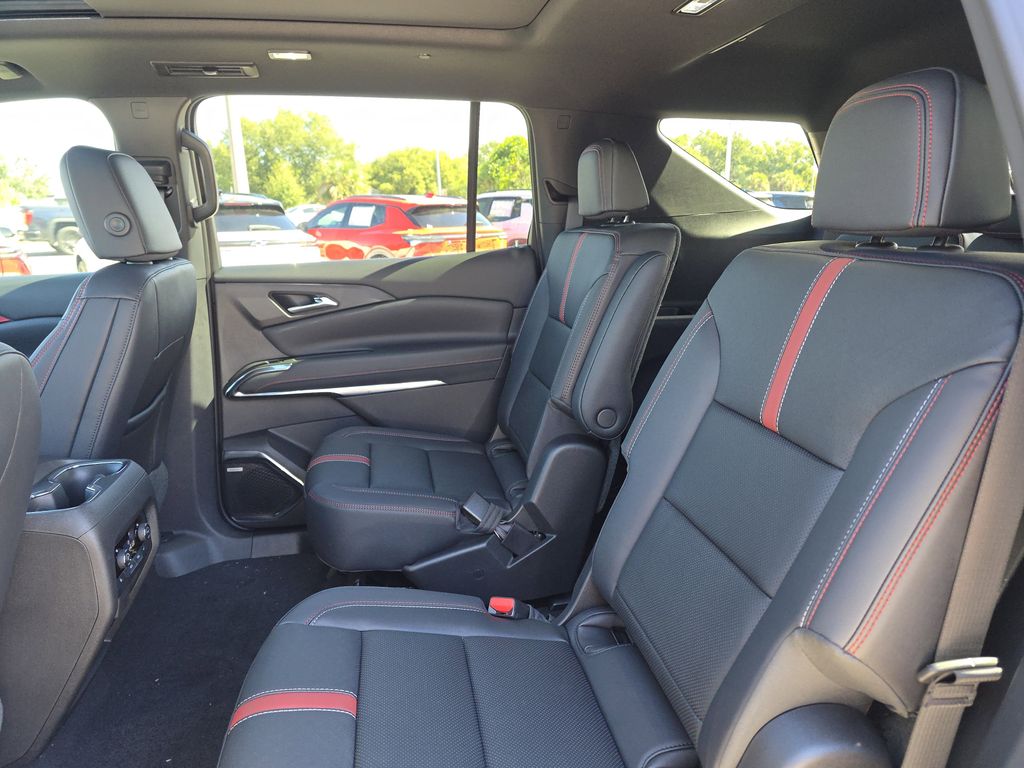 new 2026 Chevrolet Traverse car, priced at $56,295