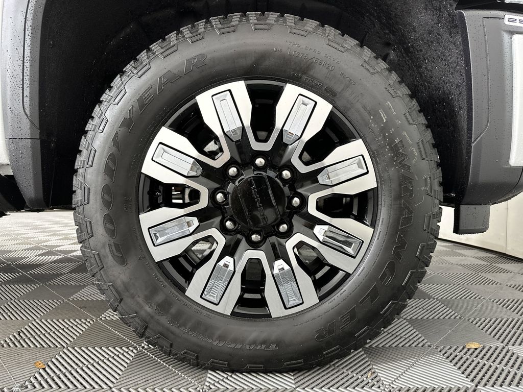 new 2025 GMC Sierra 2500HD car, priced at $84,544