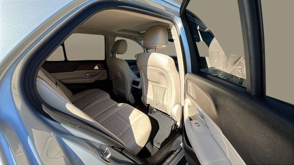 used 2022 Mercedes-Benz GLE car, priced at $40,700