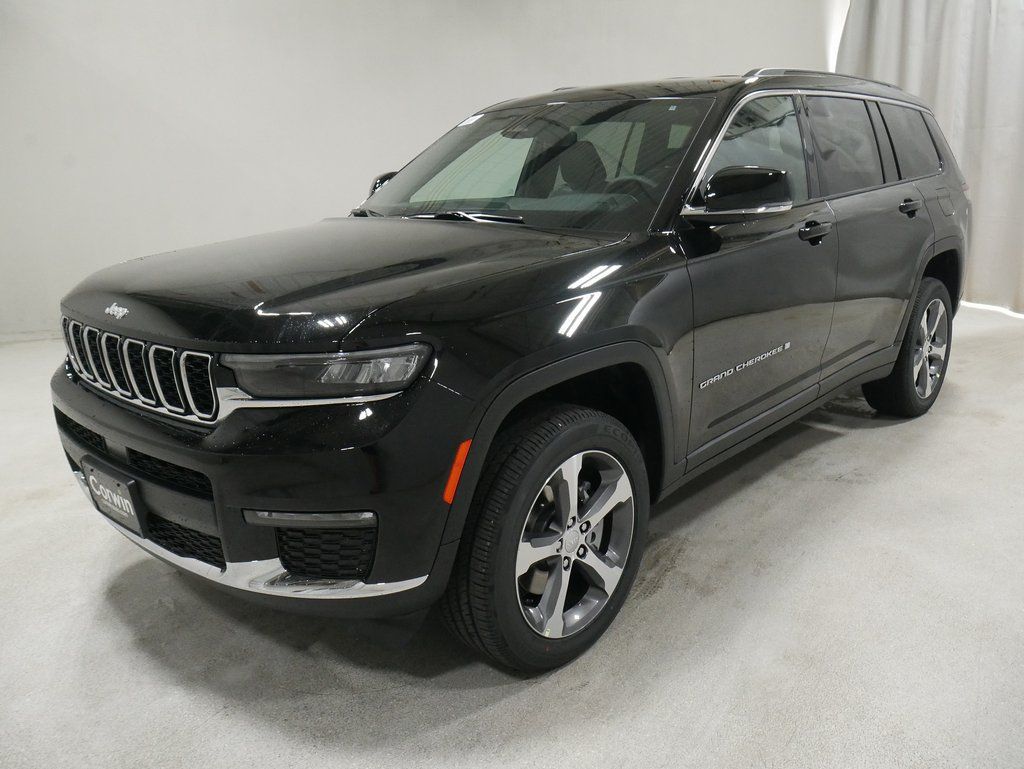 new 2024 Jeep Grand Cherokee L car, priced at $48,920