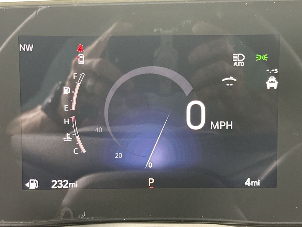 new 2025 Buick Envista car, priced at $27,375