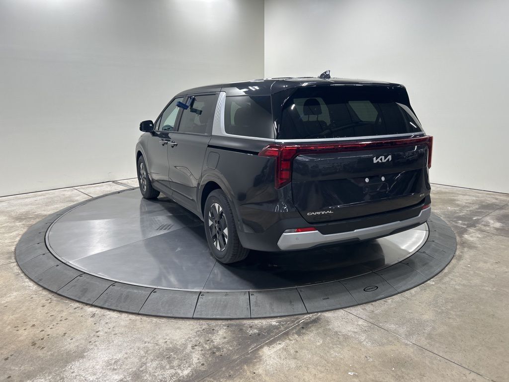 new 2026 Kia Carnival Hybrid car, priced at $40,982