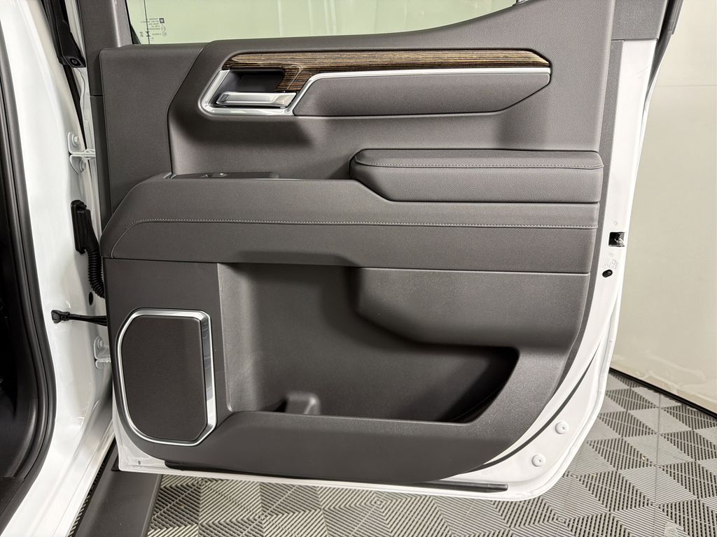 new 2026 GMC Sierra 1500 car, priced at $61,600
