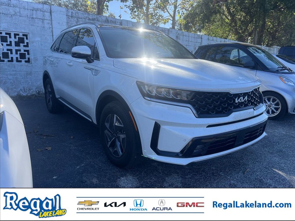 used 2022 Kia Sorento Hybrid car, priced at $28,433