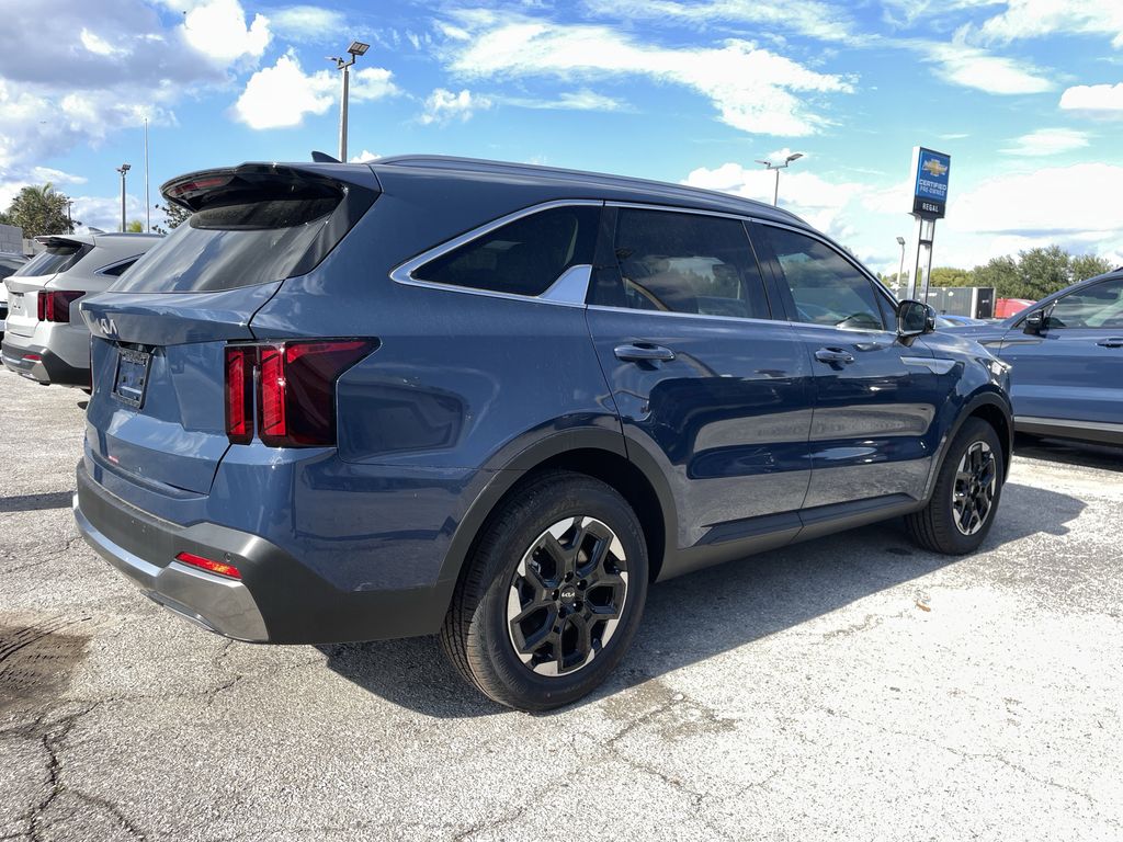 new 2025 Kia Sorento car, priced at $32,499