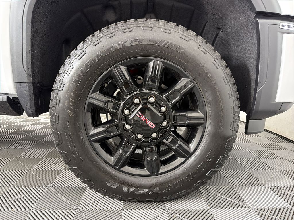 new 2026 GMC Sierra 2500HD car, priced at $83,495