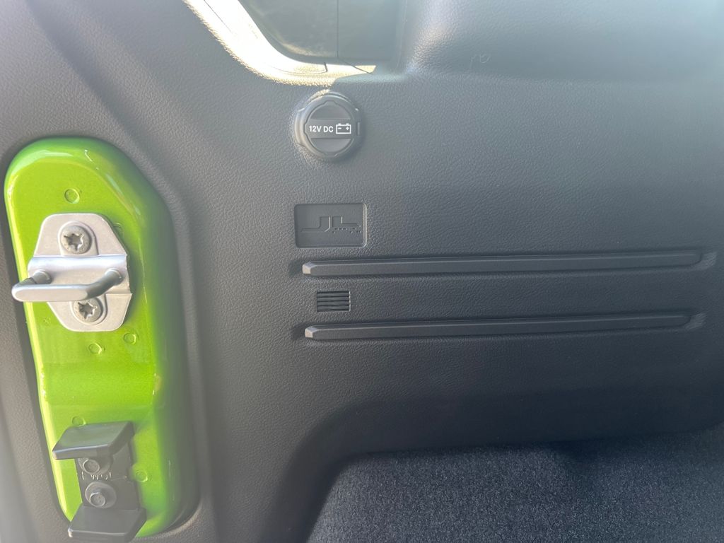 new 2025 Jeep Wrangler car, priced at $47,990