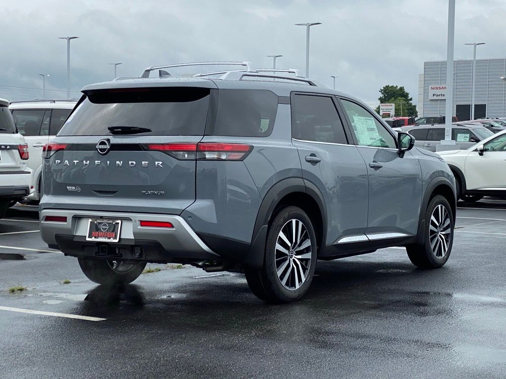 new 2024 Nissan Pathfinder car, priced at $44,375