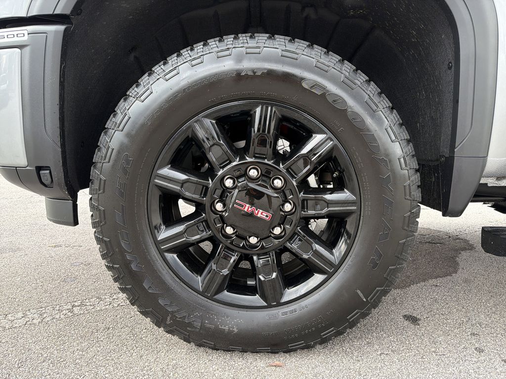 new 2026 GMC Sierra 2500HD car, priced at $83,990