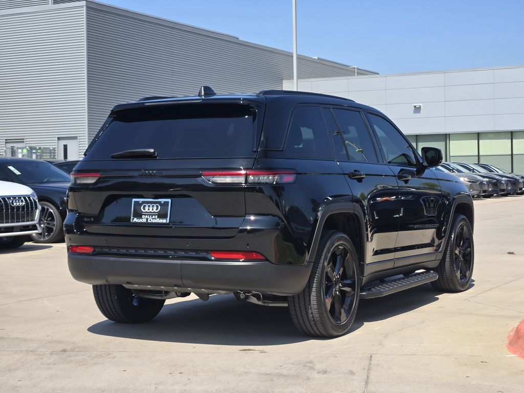 used 2025 Jeep Grand Cherokee car, priced at $35,695