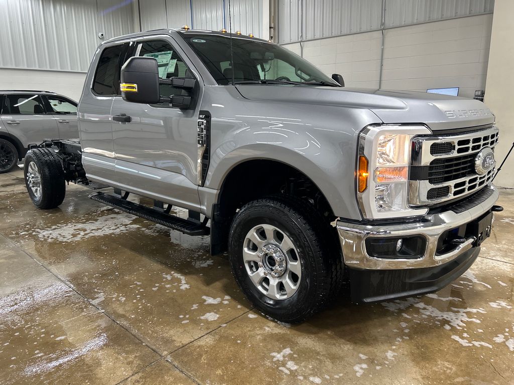 new 2024 Ford F-350SD car, priced at $59,610