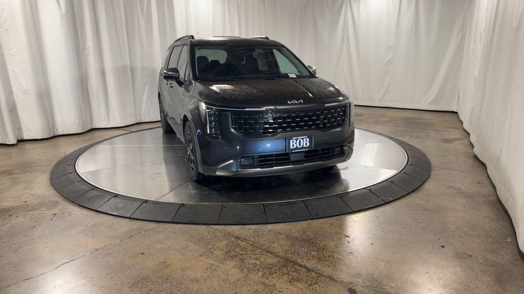 new 2025 Kia Carnival car, priced at $47,884
