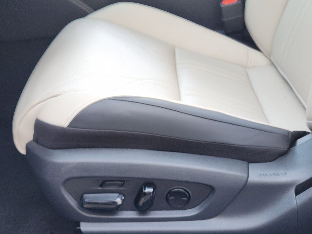 used 2025 Lexus ES car, priced at $53,711