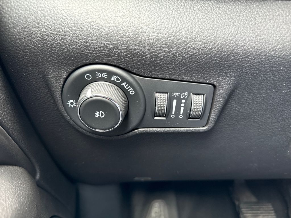 used 2022 Jeep Compass car, priced at $22,650