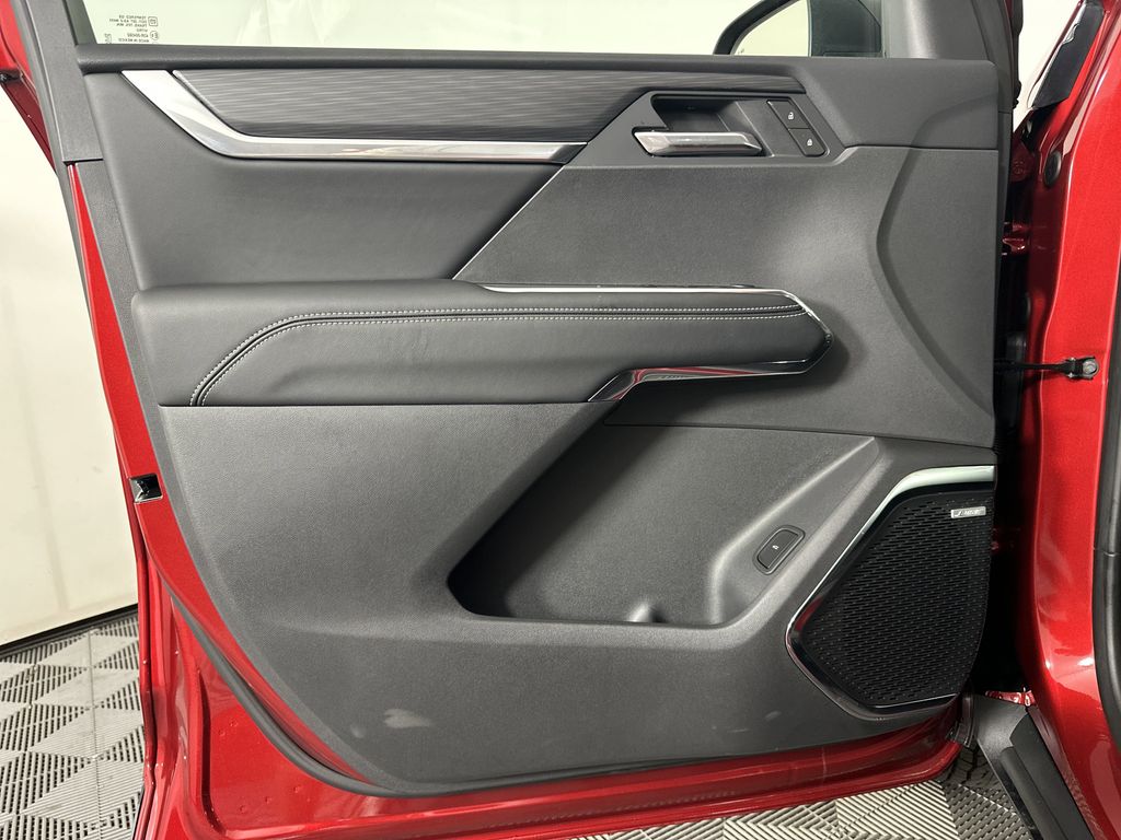 new 2025 GMC Acadia car, priced at $45,675