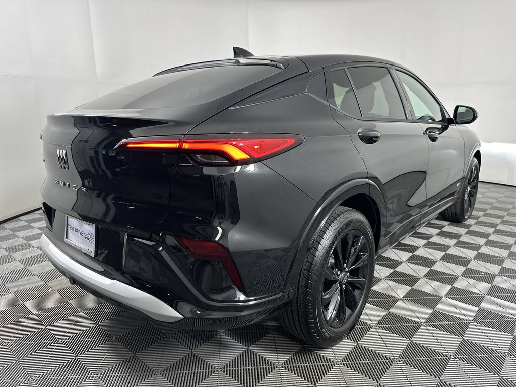 new 2025 Buick Envista car, priced at $29,570